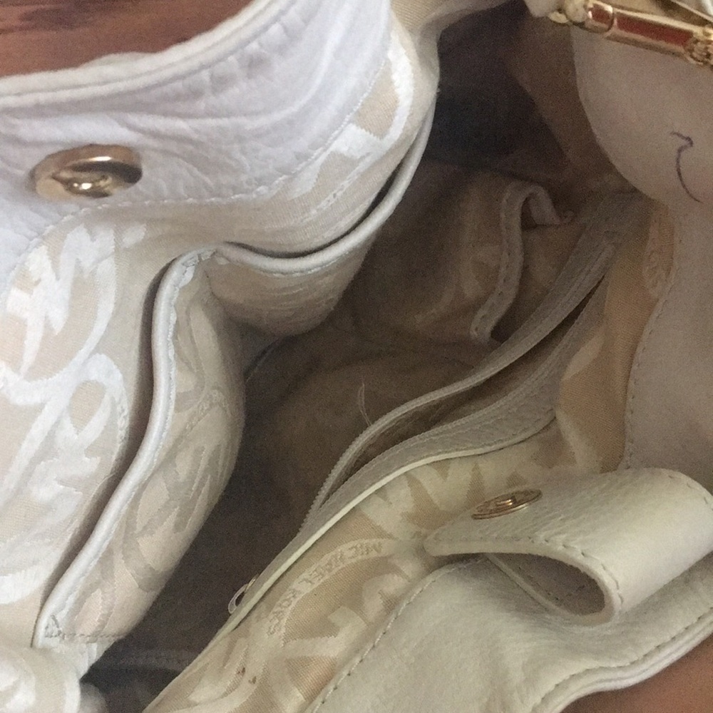 Michael Kors Purse - Picture 3 of 3